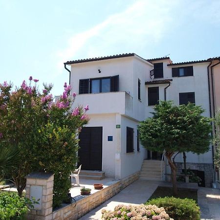 Apartments Puntizela 727 Pula Exterior photo