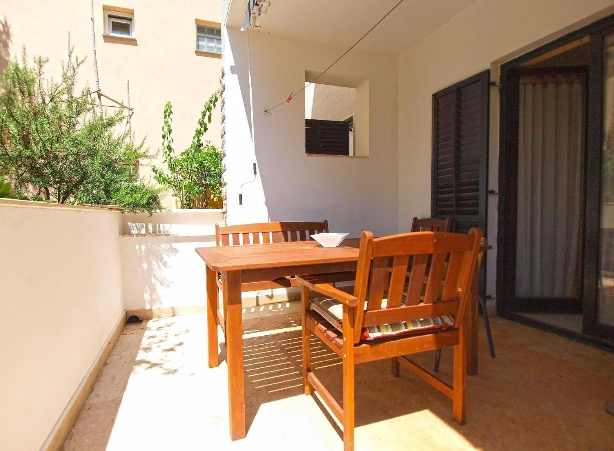 Apartments Puntizela 727 Pula Exterior photo